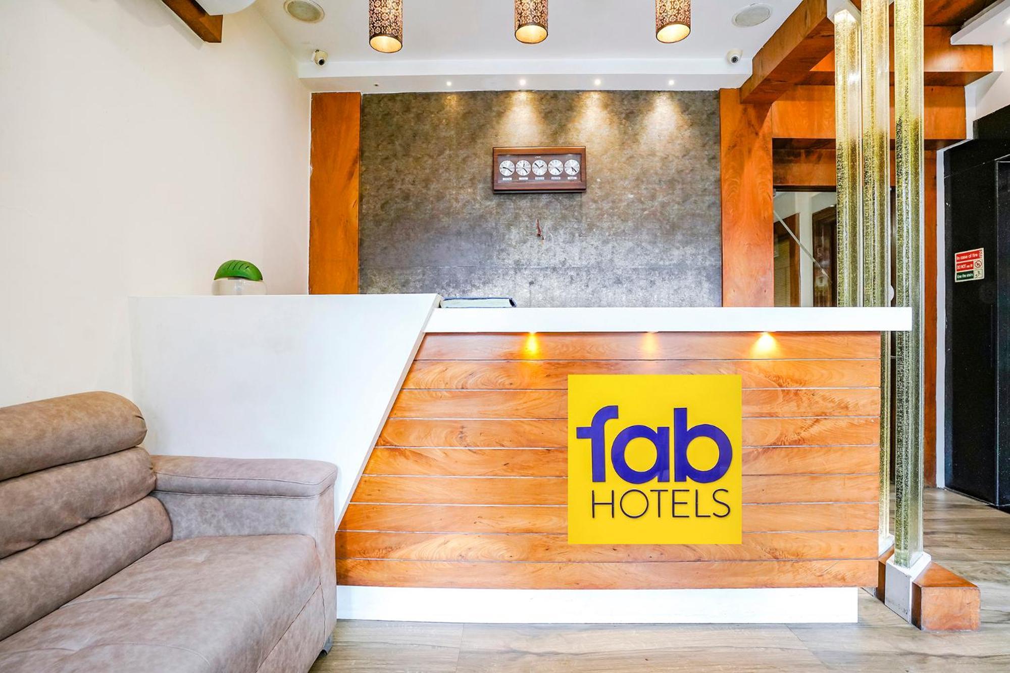 Fabhotel Amber Palace - Nr Fort & Csmt Station Mumbai Bagian luar foto