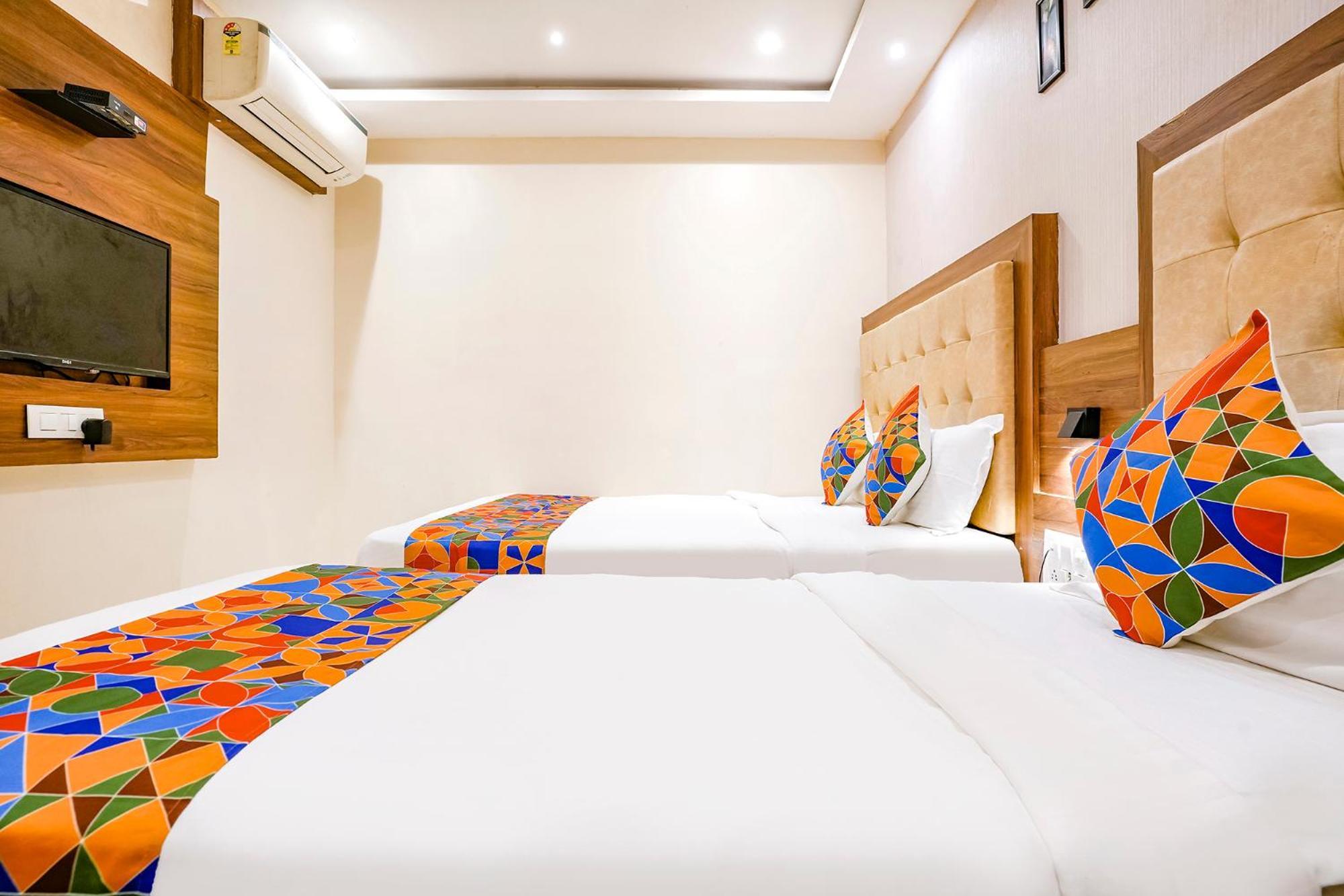 Fabhotel Amber Palace - Nr Fort & Csmt Station Mumbai Bagian luar foto