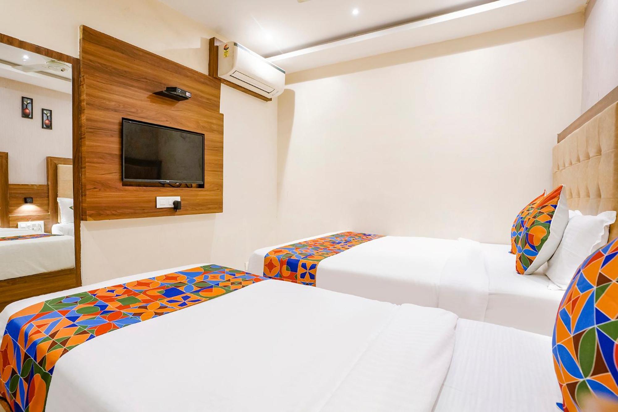 Fabhotel Amber Palace - Nr Fort & Csmt Station Mumbai Bagian luar foto
